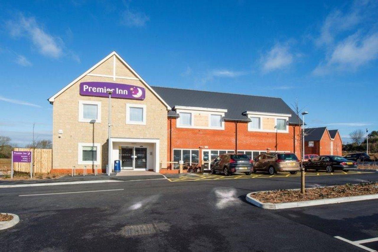 Premier Inn Isle Of Wight Sandown Exterior photo