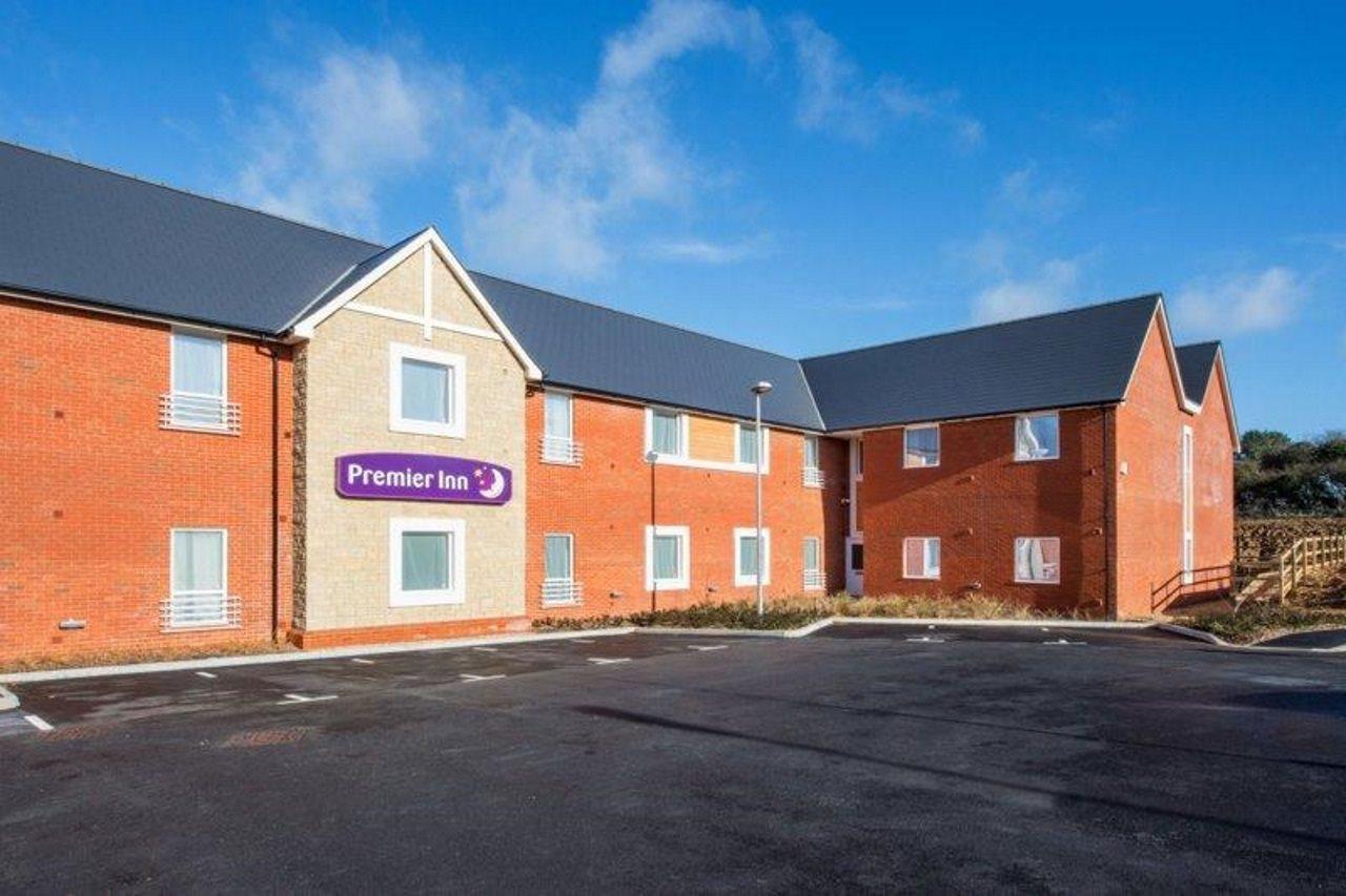 Premier Inn Isle Of Wight Sandown Exterior photo